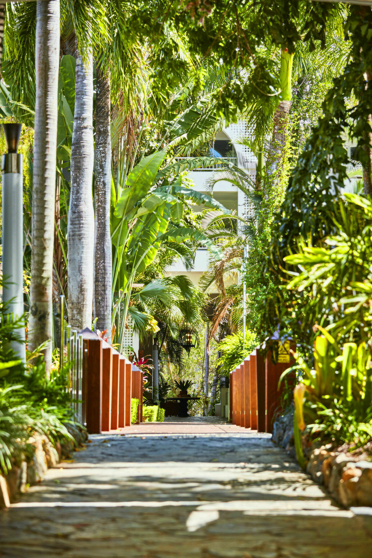 Alamanda Palm Cove By Lancemore Exterior photo